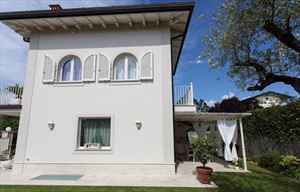 Villa Preziosa  : Outside view