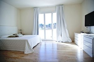 Villa Valentina  : спальня с двуспальной кроватью