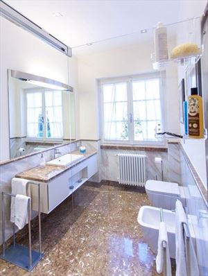 Villa Marina  : Bathroom with shower