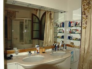 Villa Vista Mare luxury  : Ванная комната