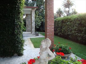 Villa  Mazzini  : Outside view