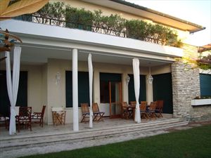 Villa  Mazzini  : Вид снаружи