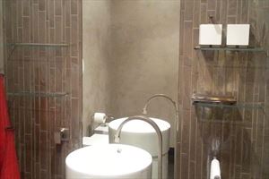 Villa Ronchi Beach  : Bathroom