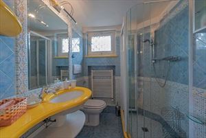 Villa con piscina Lido di Camaiore   : Ванная комната
