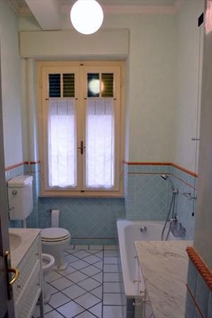 Appartamento Star : Bathroom with tube